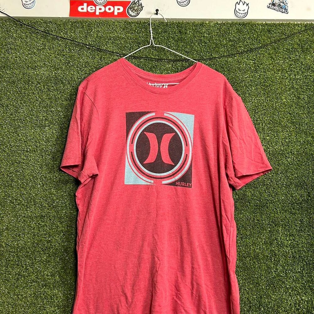Hurley Men's Red T-shirt